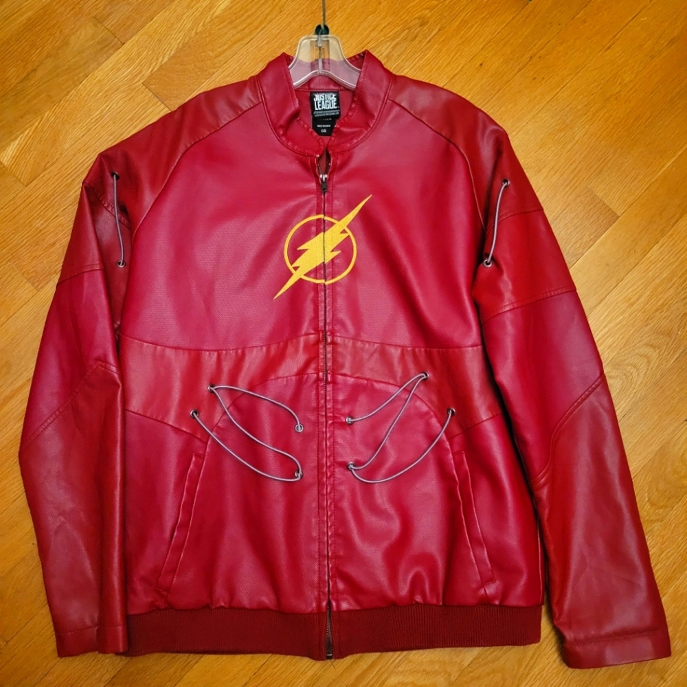 LIMTED EDITION JUSTICE LEAGUE FAUX LEATHER JACKET!!!
